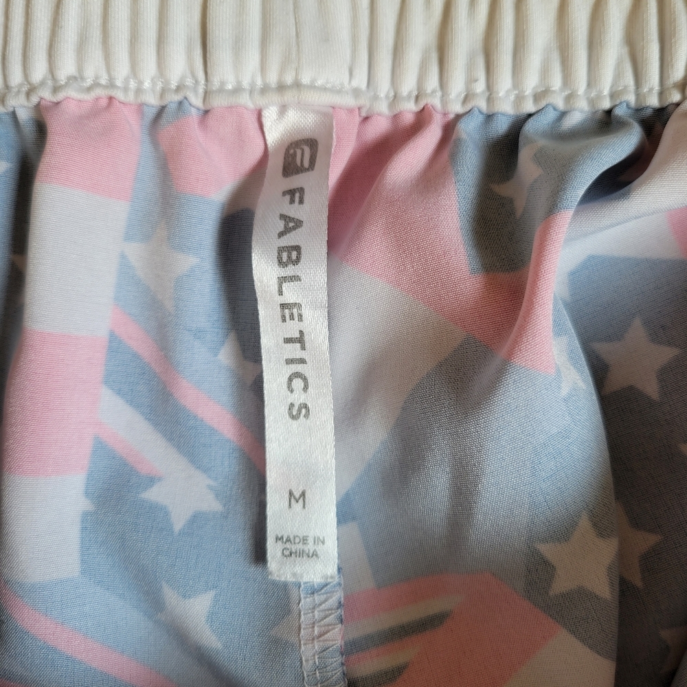 Fabletics Shorts - Picture 3 of 3